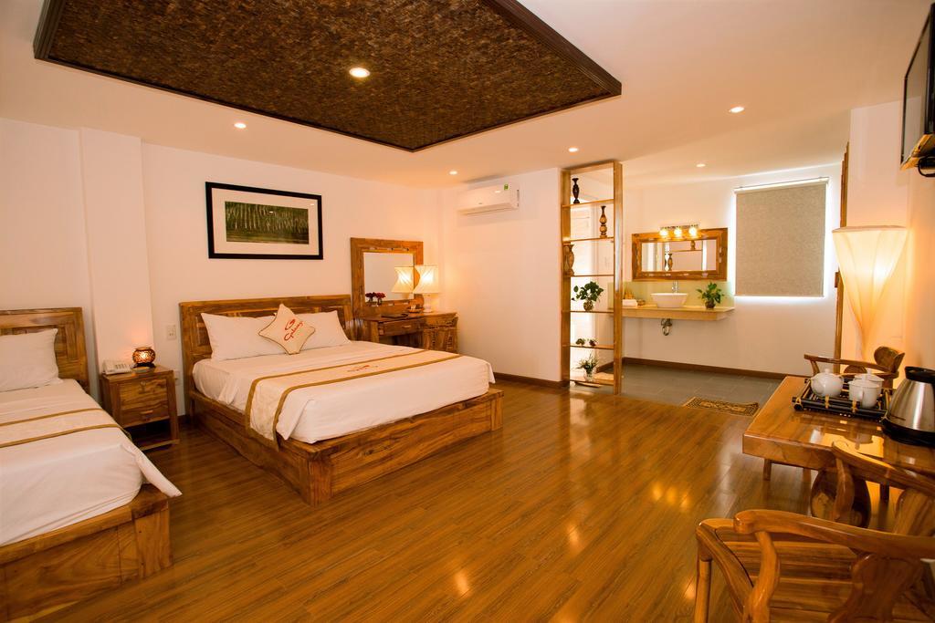 Studio Apartment - Double or Twin