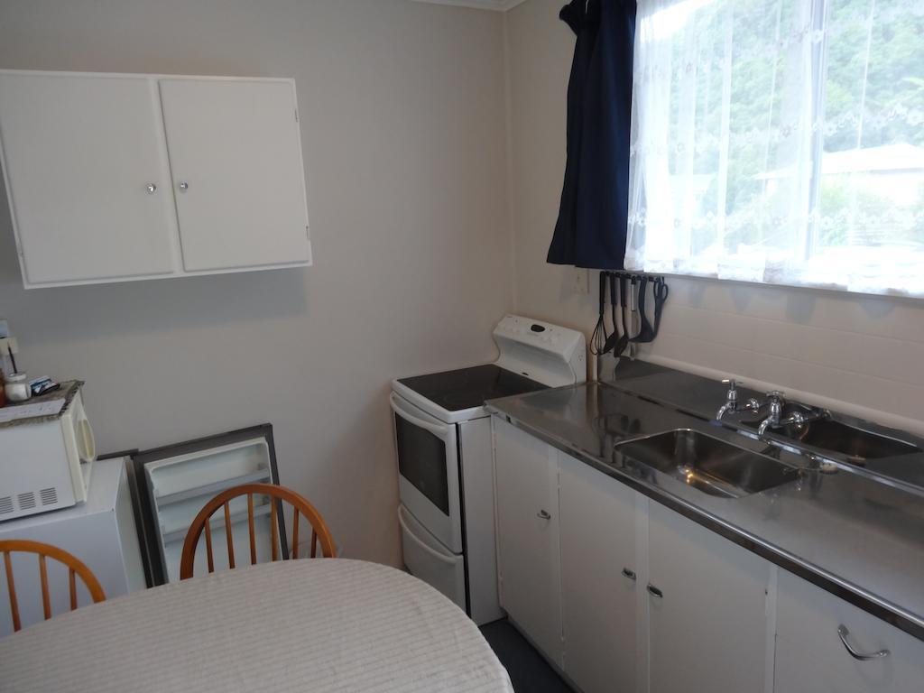 One-Bedroom Apartment 2
