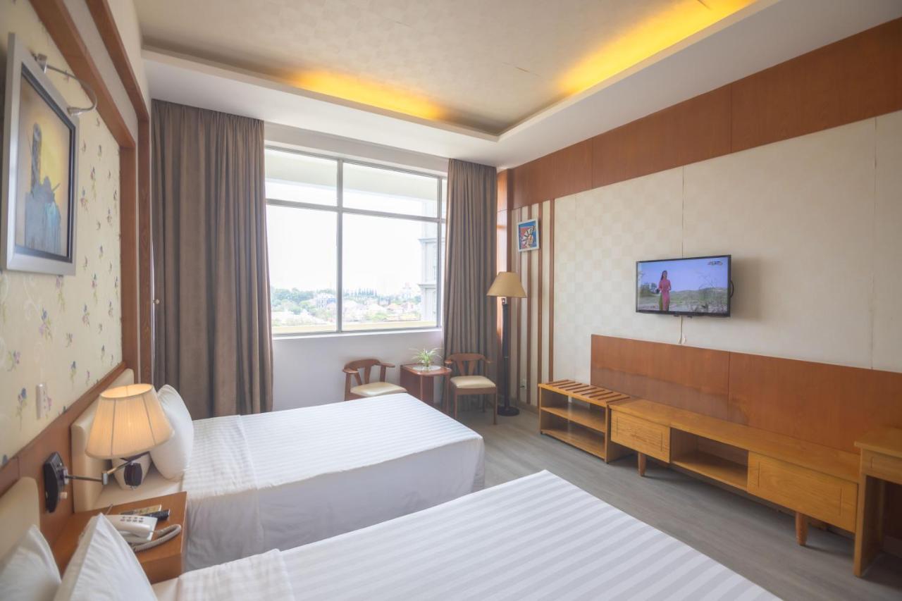 Superior Twin Room with City View