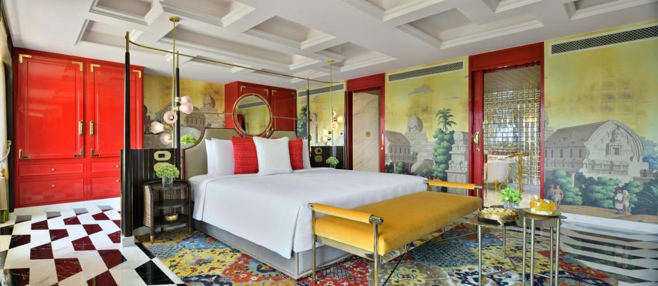 Signature Suite - Maharajah with one way airport transfer and access to club lounge