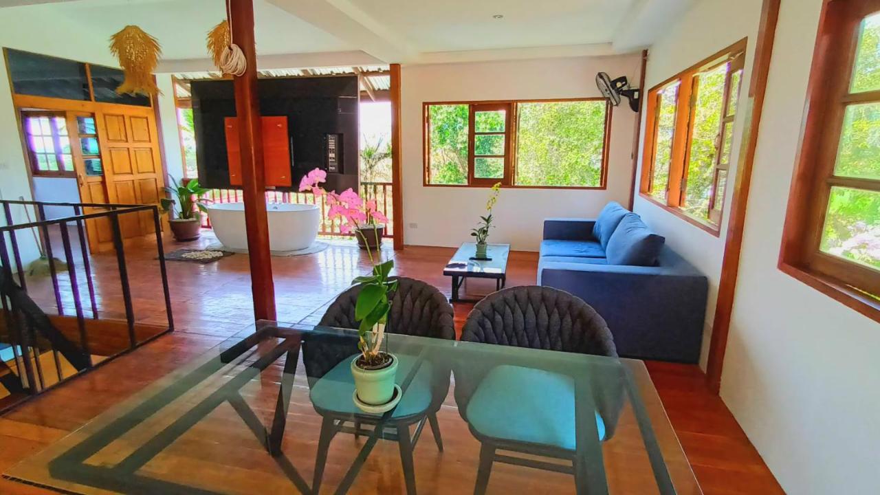 Suite with Pool View
