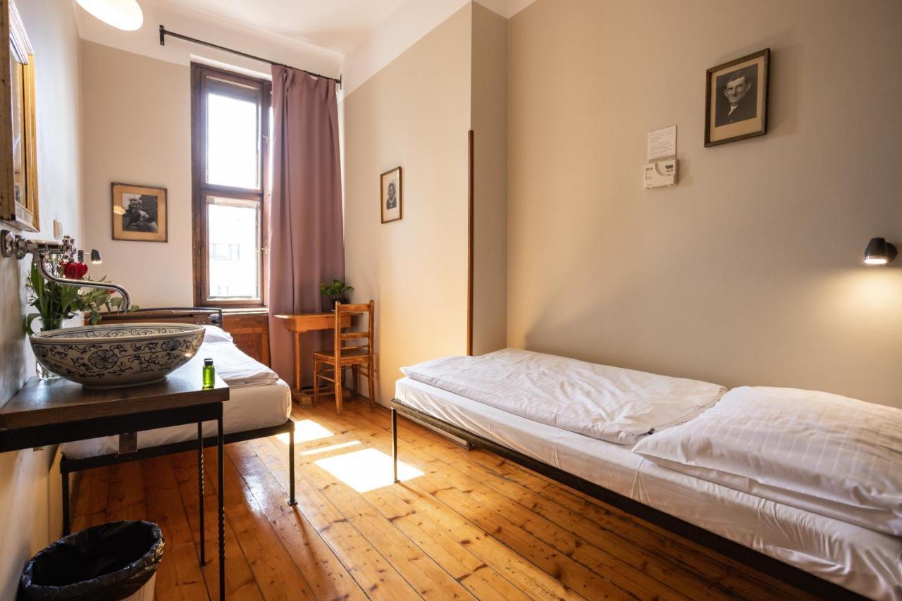 Twin Room with Shared Bathroom