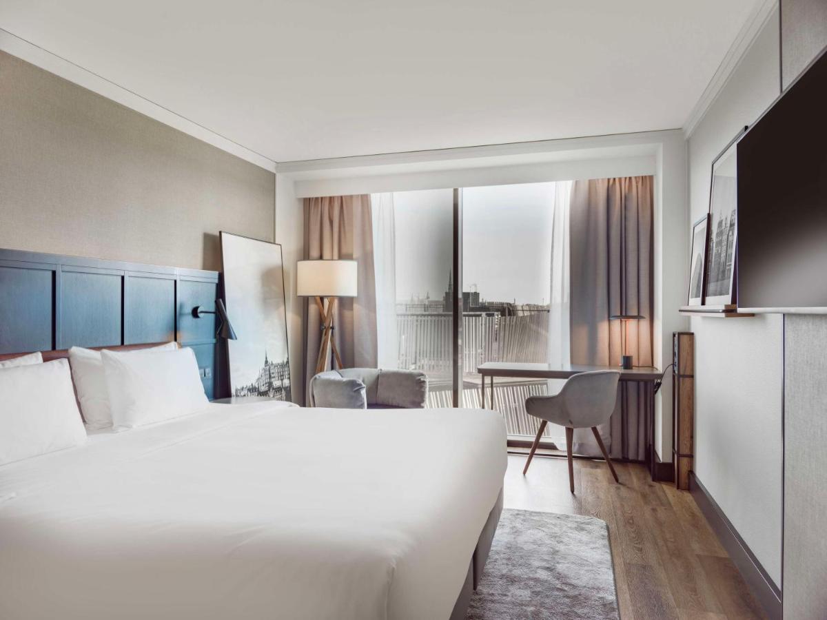 Superior Room - City View