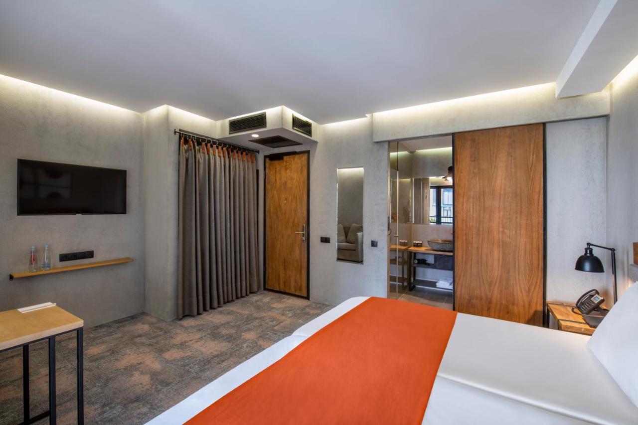 Deluxe Double or Twin Room with Garden View