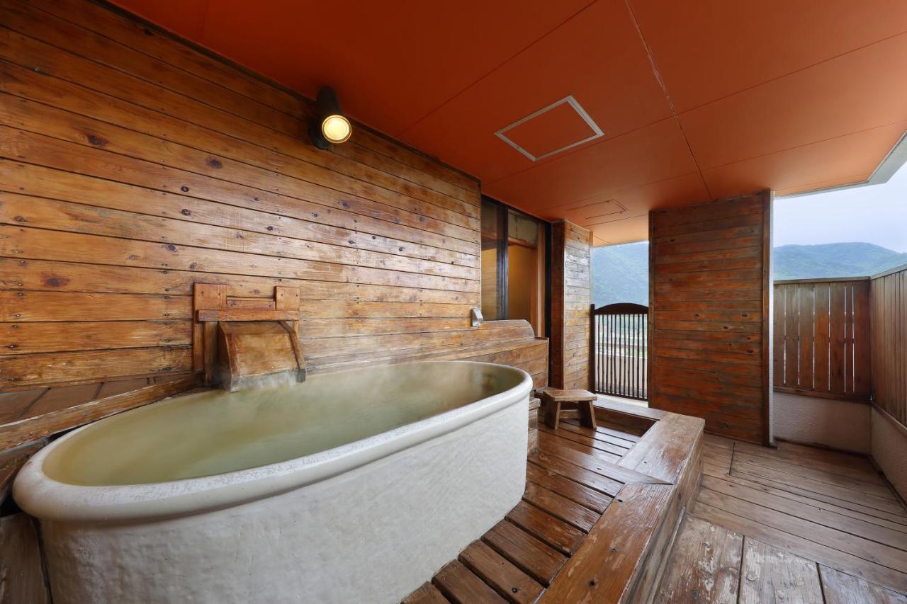 Quadruple Room with Mountain View