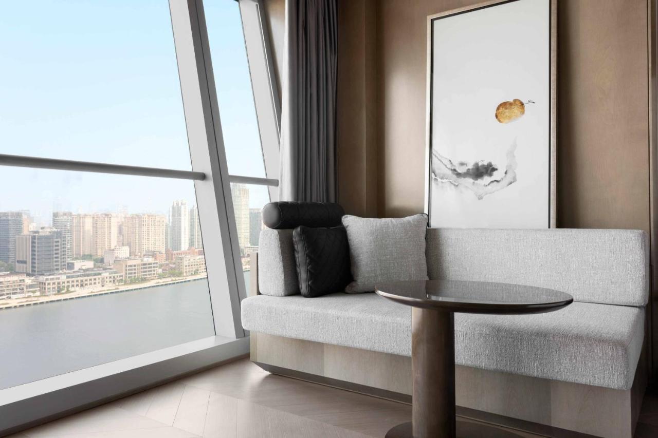 Executive King Room with City View