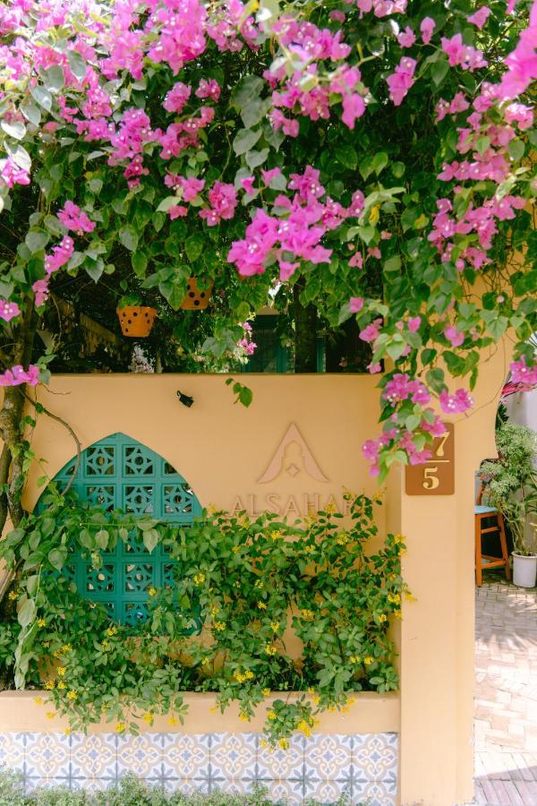 Standard Twin Room with Garden View