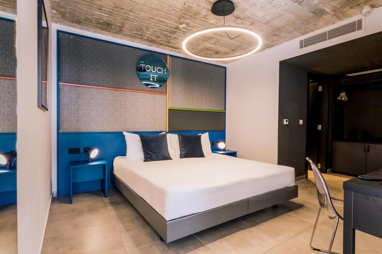 Deluxe Double or Twin Room with Spa Bath