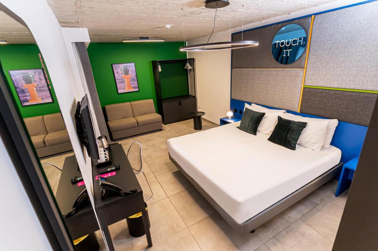 Comfort Room