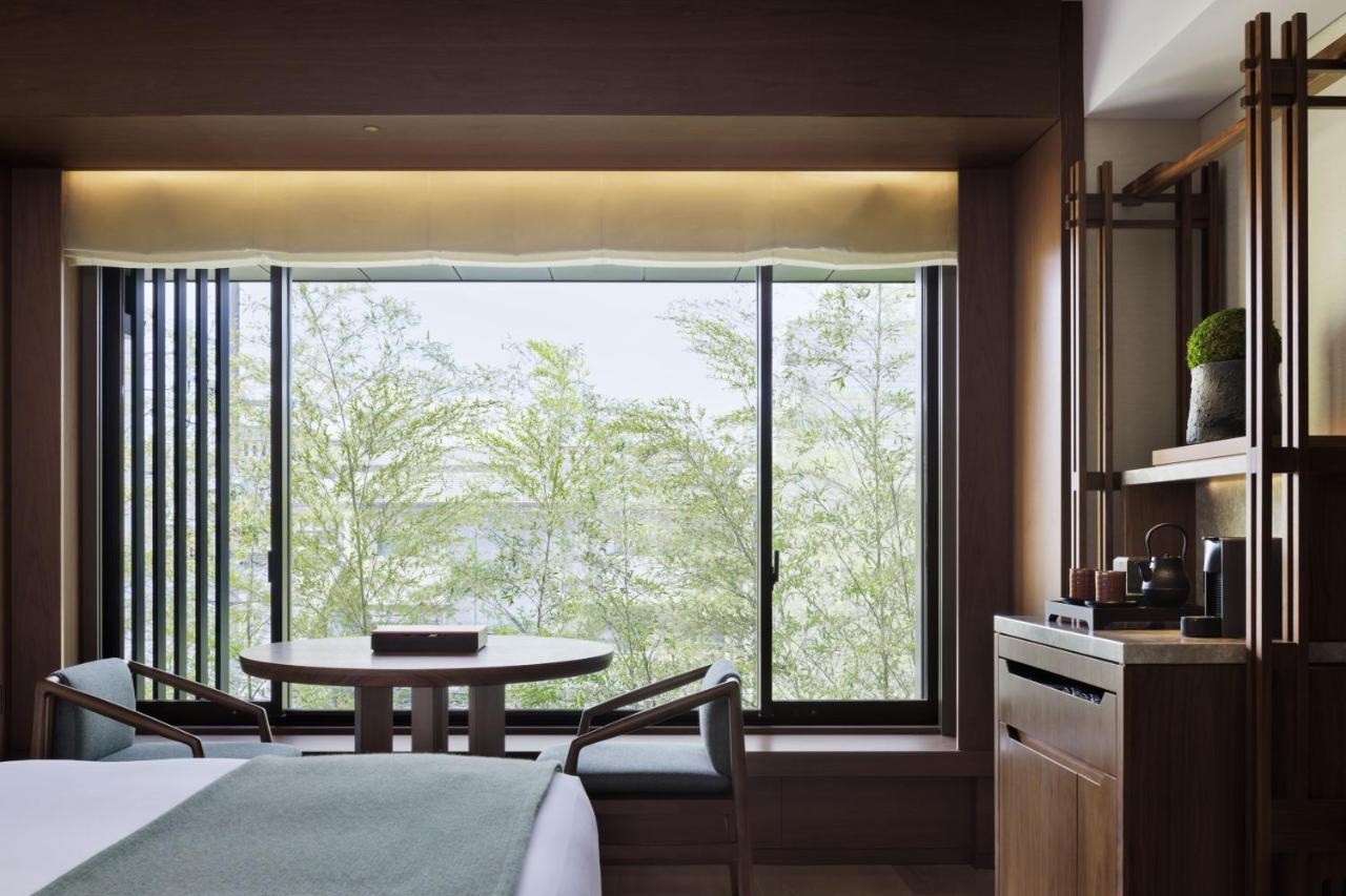 Deluxe Room (Twin)