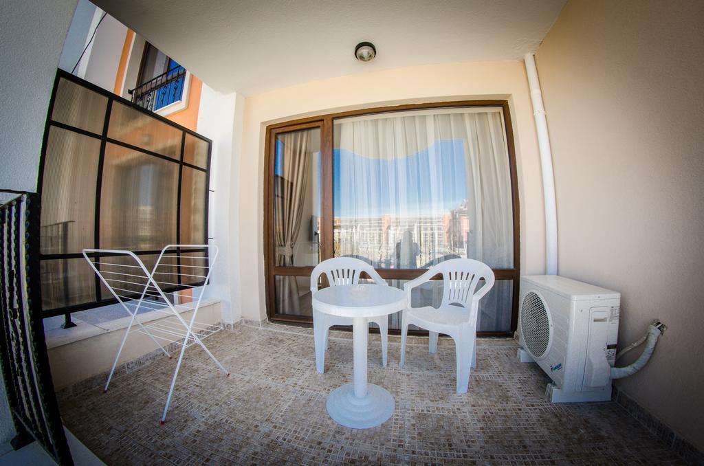 Studio with Balcony - Room only