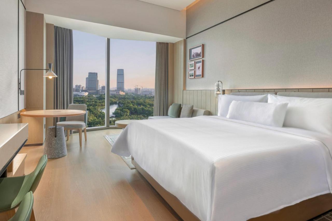 Park View King Bed Room