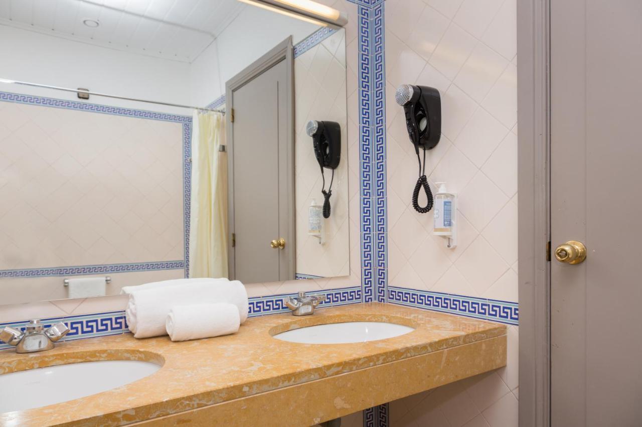 Suite with Sea View