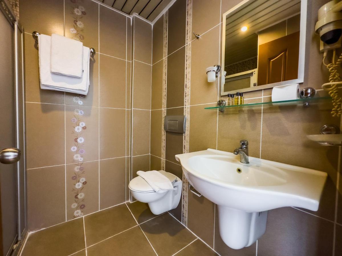 Standard Twin Room with Sea View