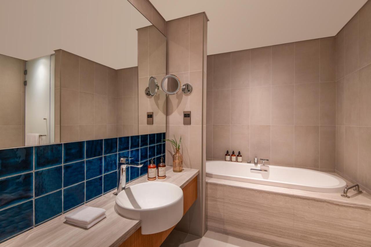 Premium Twin Room - High Floor