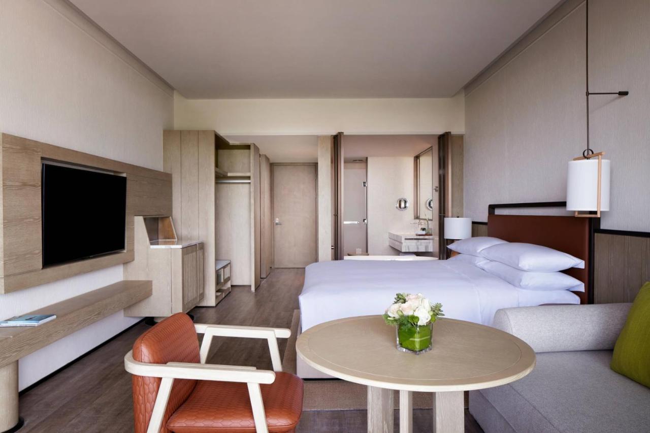 Long Stay offer - Deluxe Ocean View Room King（Including Daily Sea Food Buffet Dinner & Daily breakfast for 2 adults & 2 children below 6 years old）