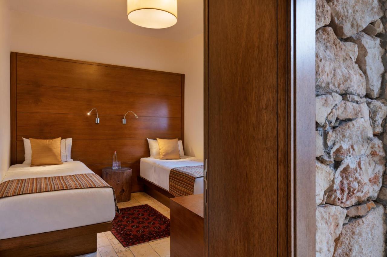 Family Villa (3 Adults)