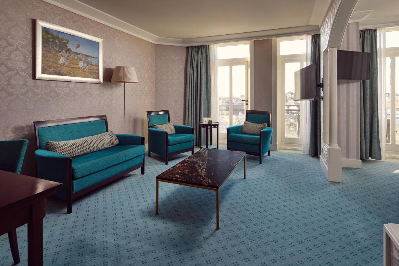 Family Suite with Balcony