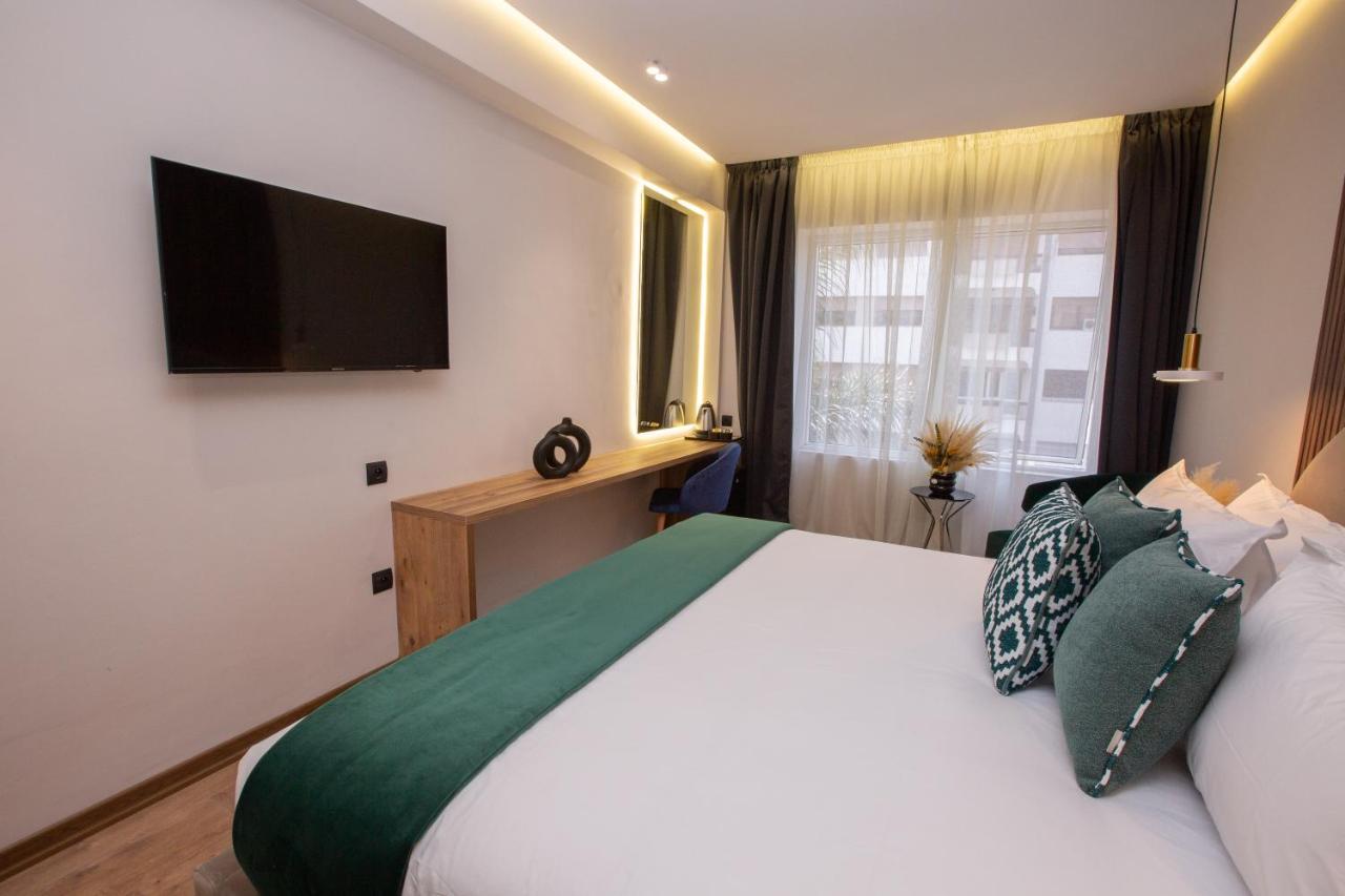 Superior King Room