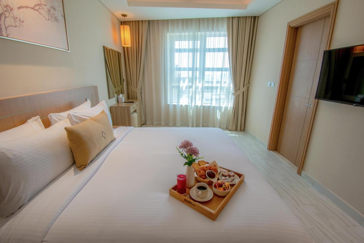 Premium Two-Bedroom Apartment - Inclusive of complimentary shuttle bus to Deira City Center & Dubai Festival City Mall