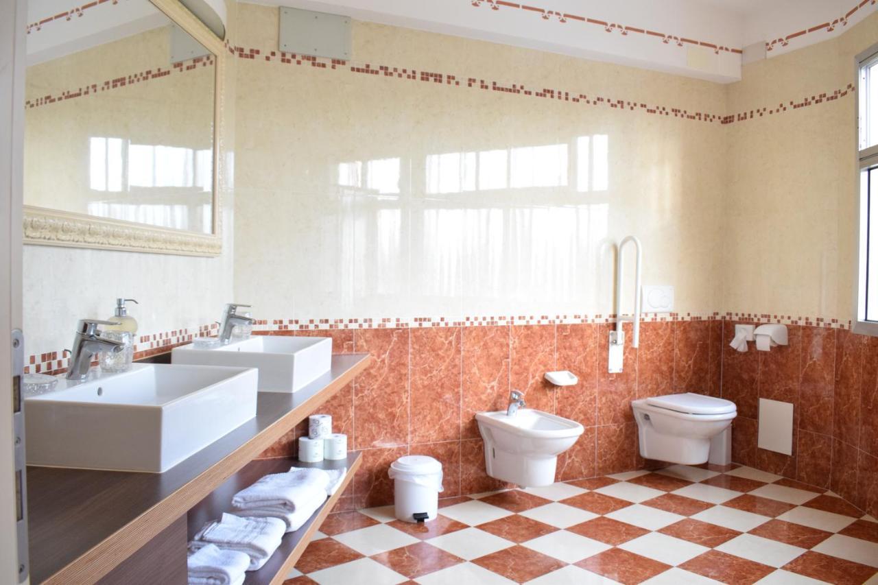 Suite with Garden View