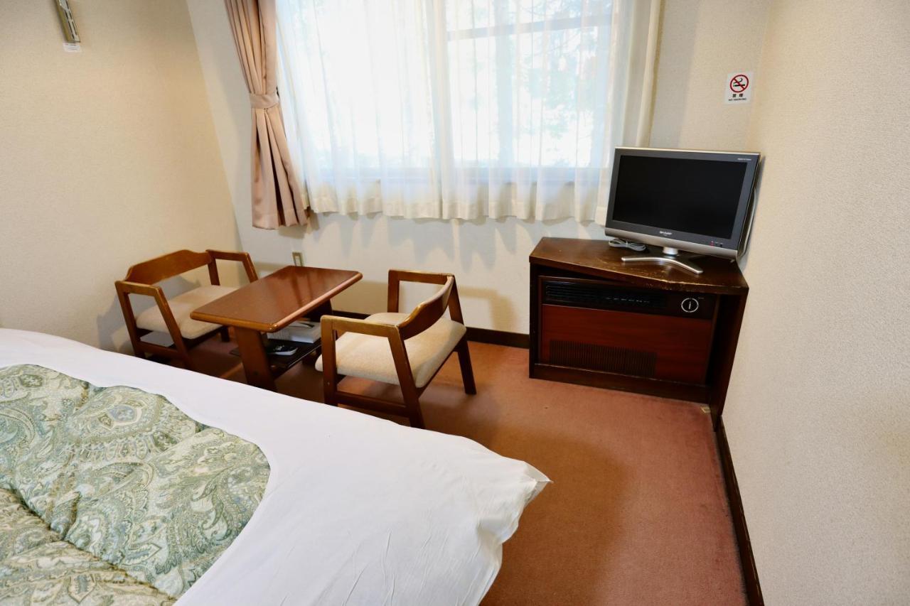 Twin Room with Bathroom