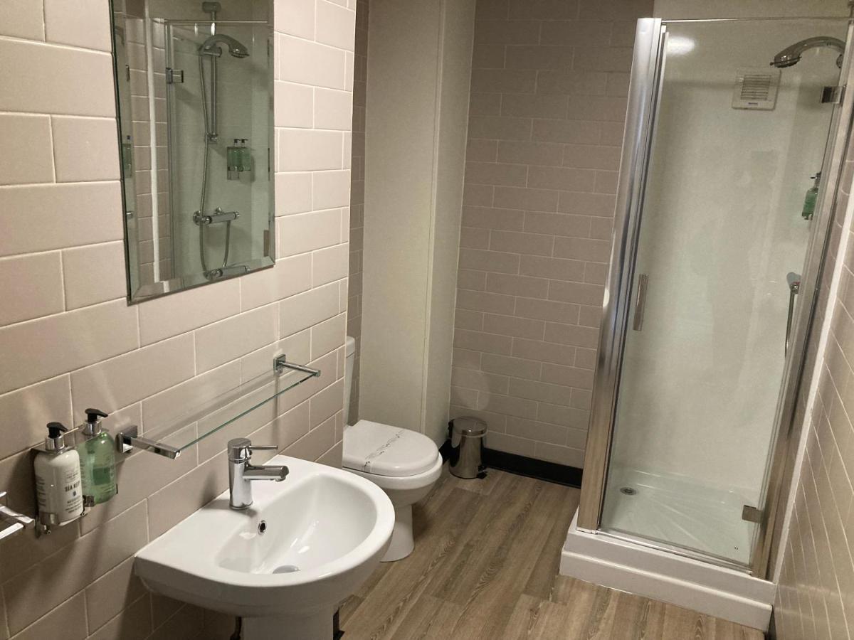 Triple Room with Bathroom