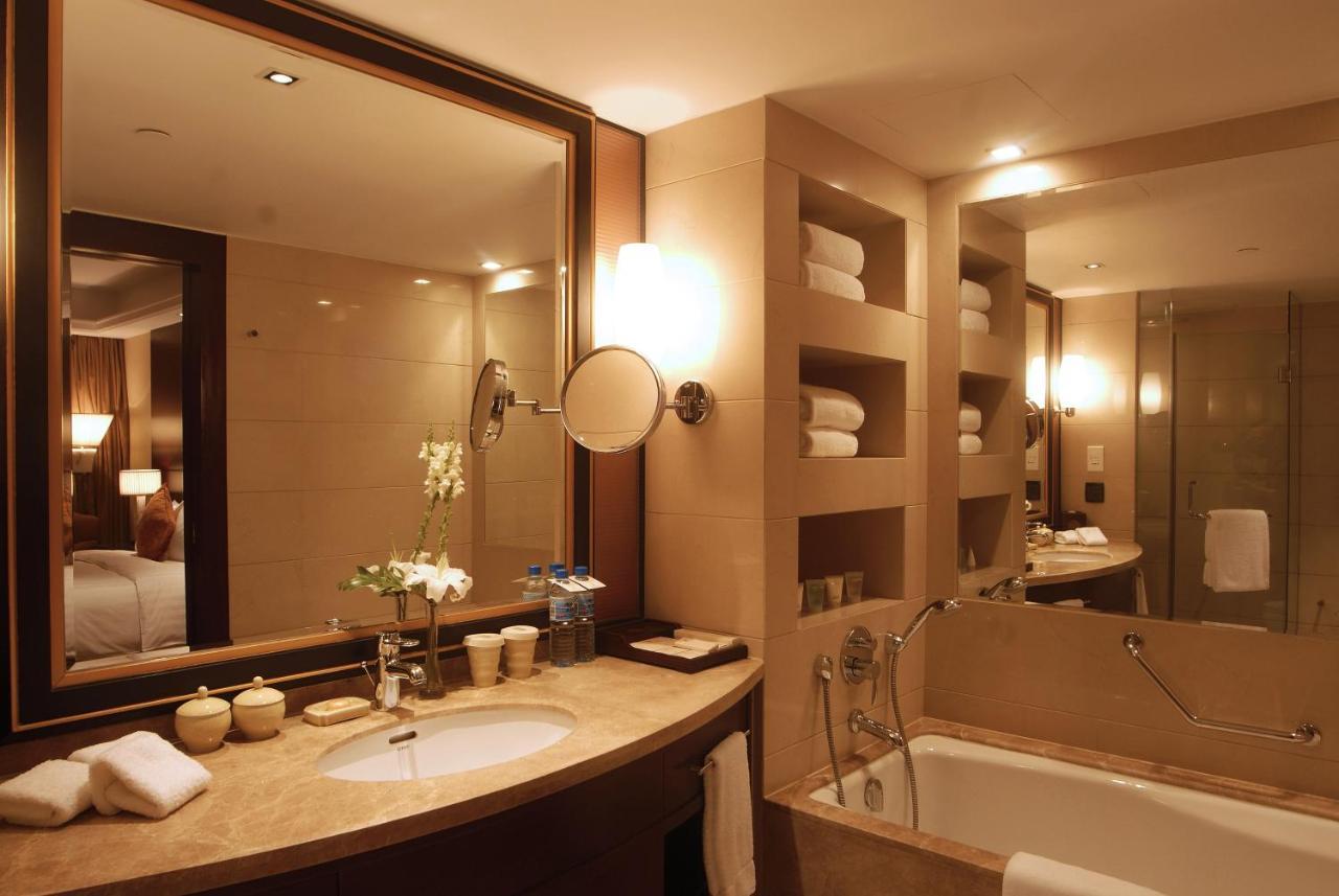 Superior Room, Guest room, 1 King, City view