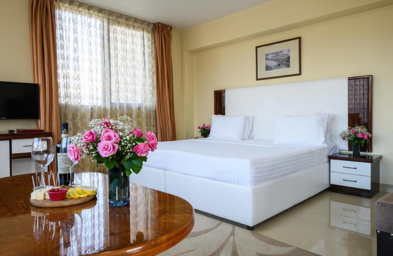 Junior Suite with Balcony