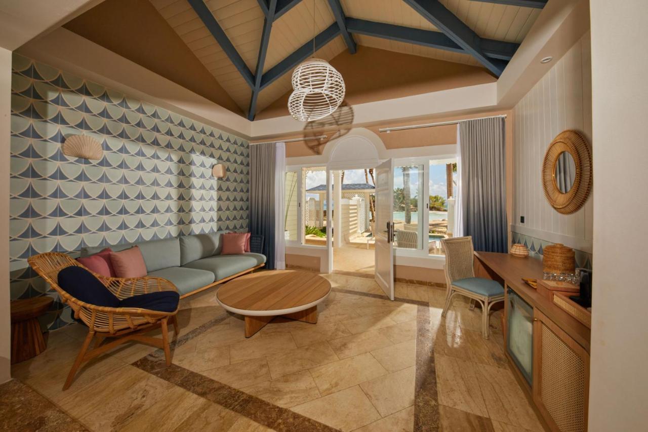 Beach Front Villa (2 Adults) - Adults Only