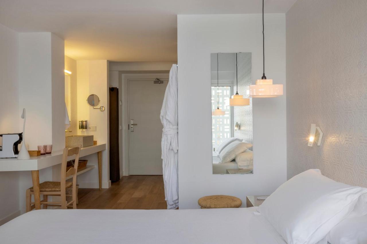 Premium Twin Room with Terrace
