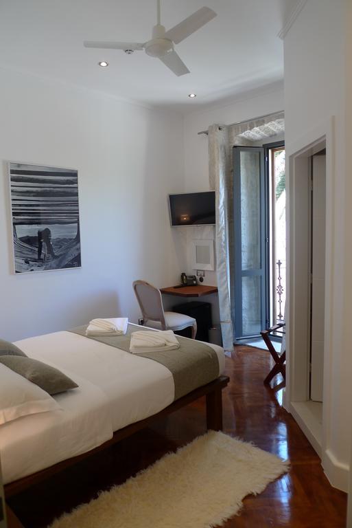 Double Room with Balcony and Sea View