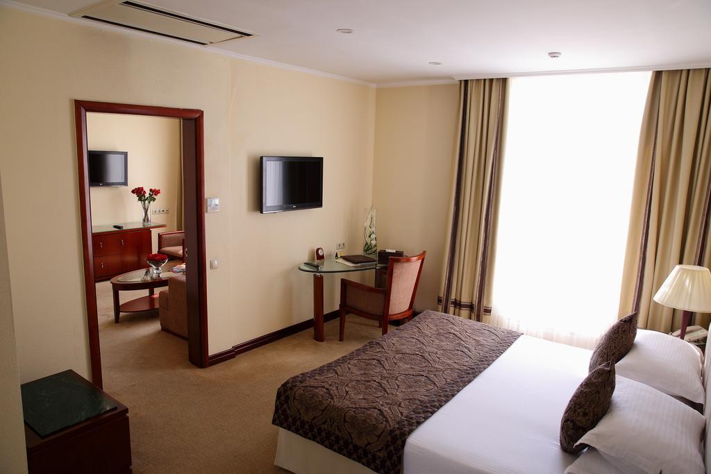Business Suite