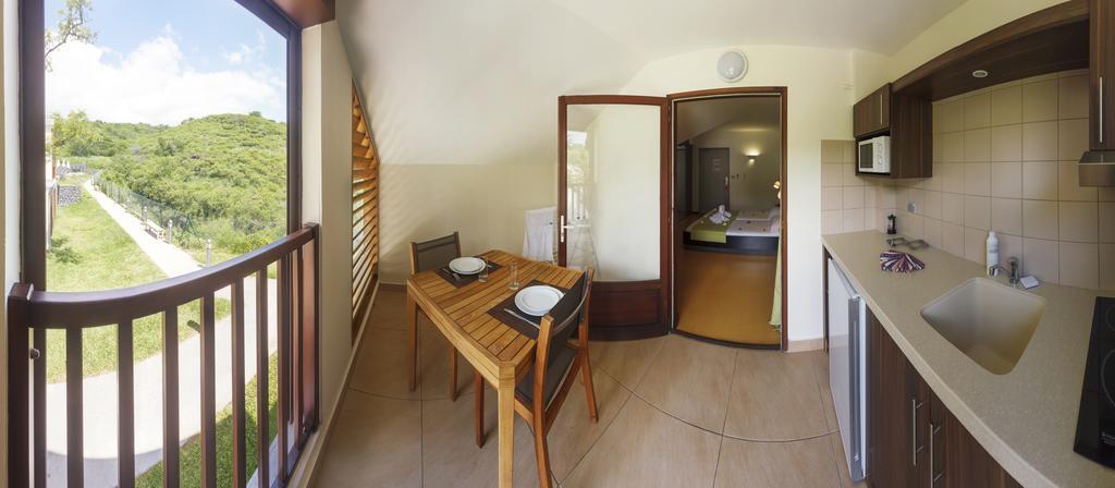 Studio (2 Adults)