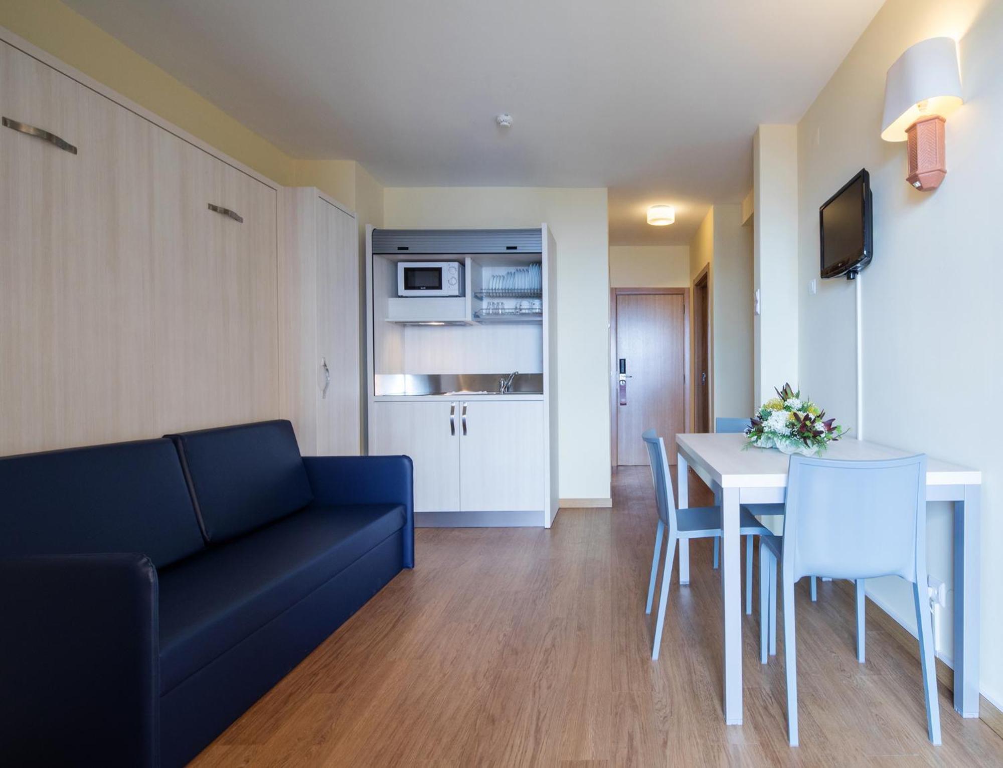 Club Studio with Sea View
