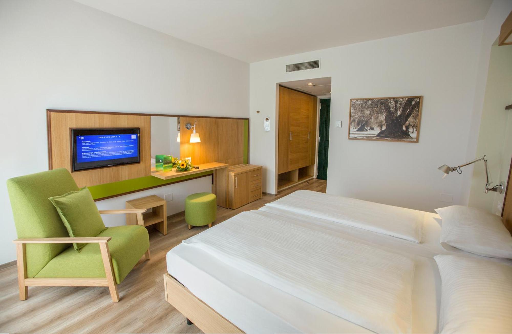Deluxe Single Room