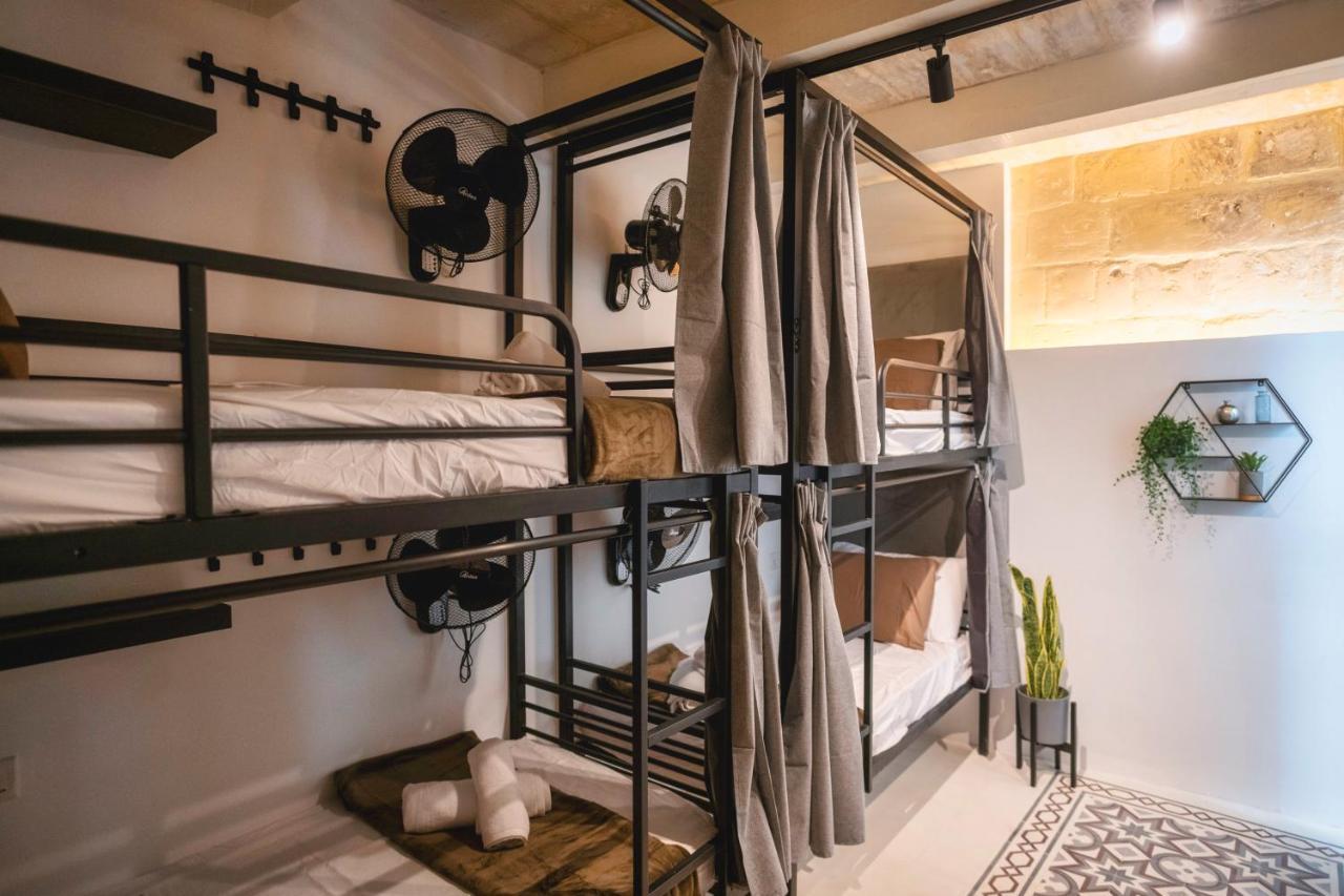 Bed in 4-Bed Dormitory Room