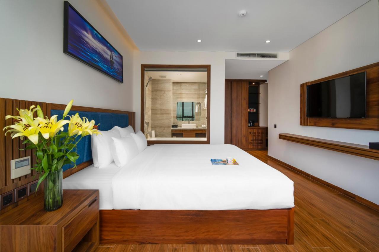 Deluxe Double Room with Bath