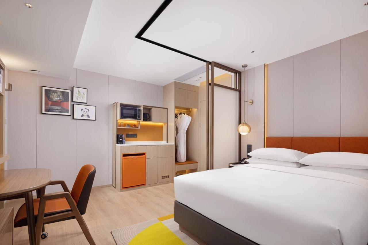 Comfort King Room