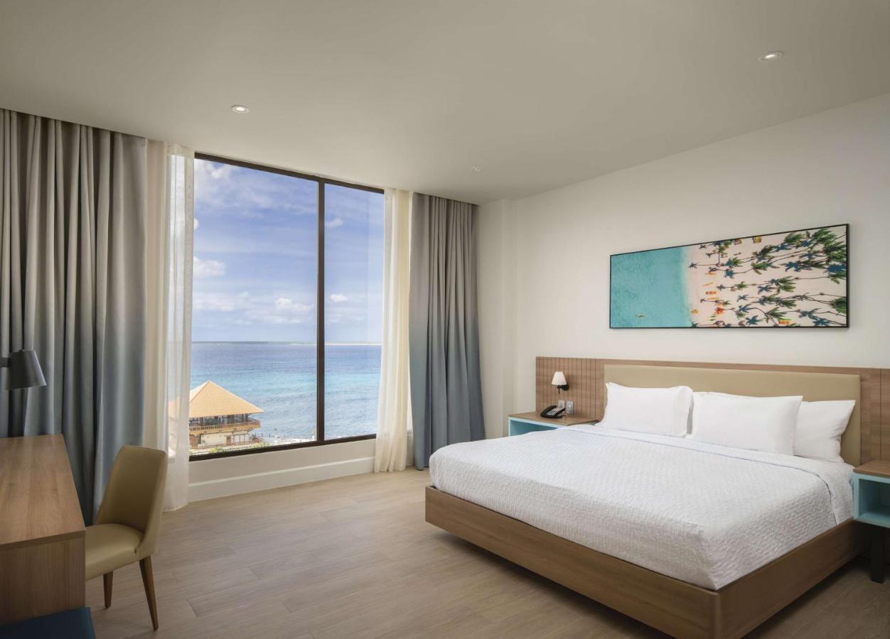 One-Bedroom King Suite with Sofa Bed - Ocean Front View