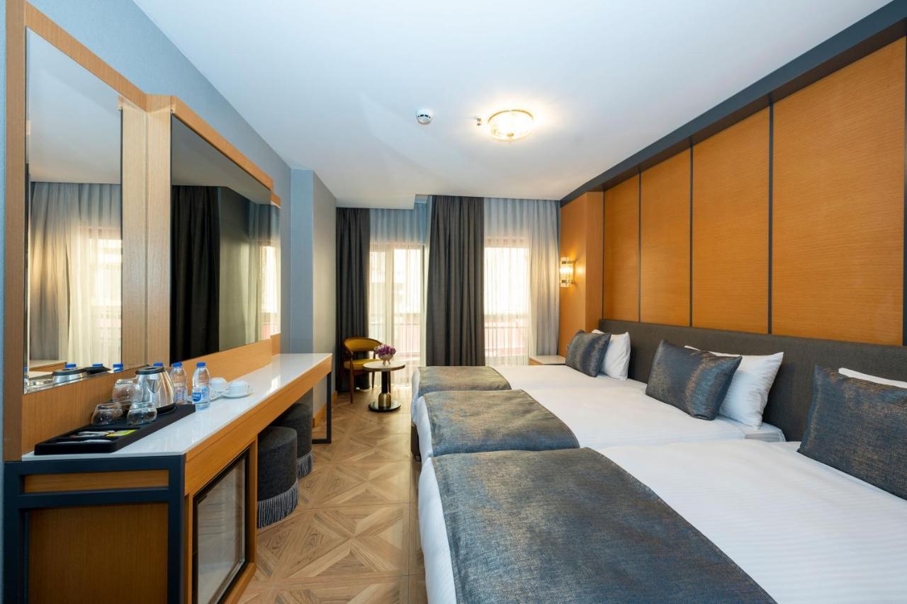 Deluxe Triple Room