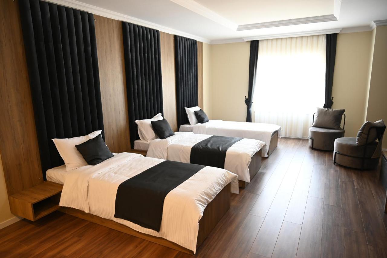 Triple Room with Terrace