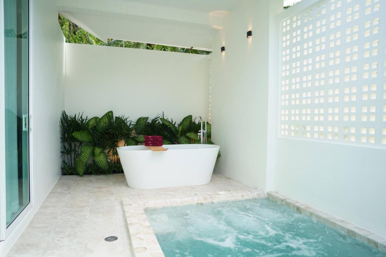 Deluxe Pool Villa