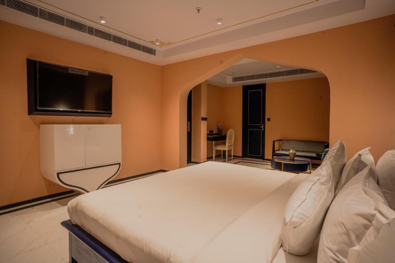 Standard Suite