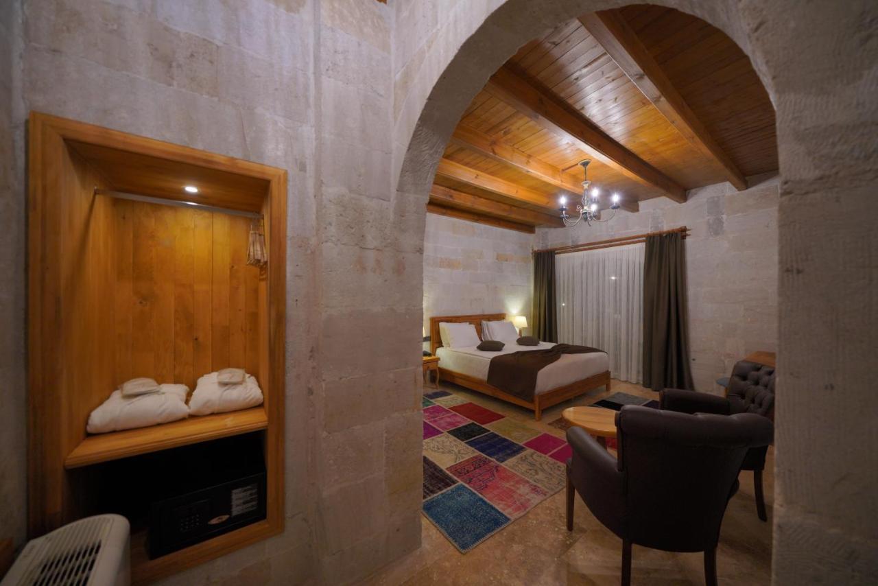 Deluxe Junior Suite