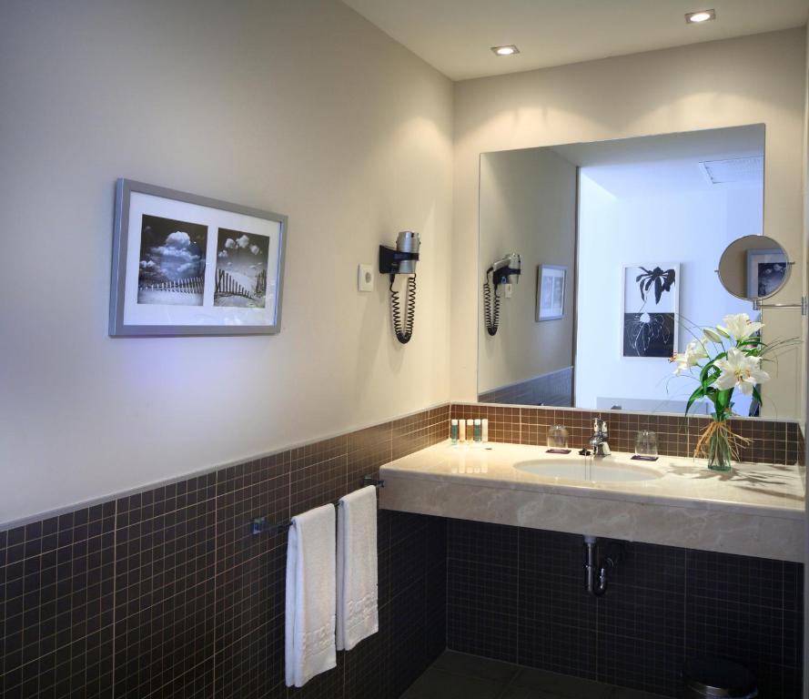 Superior Double Room with View (3 Adults + 1 Child)