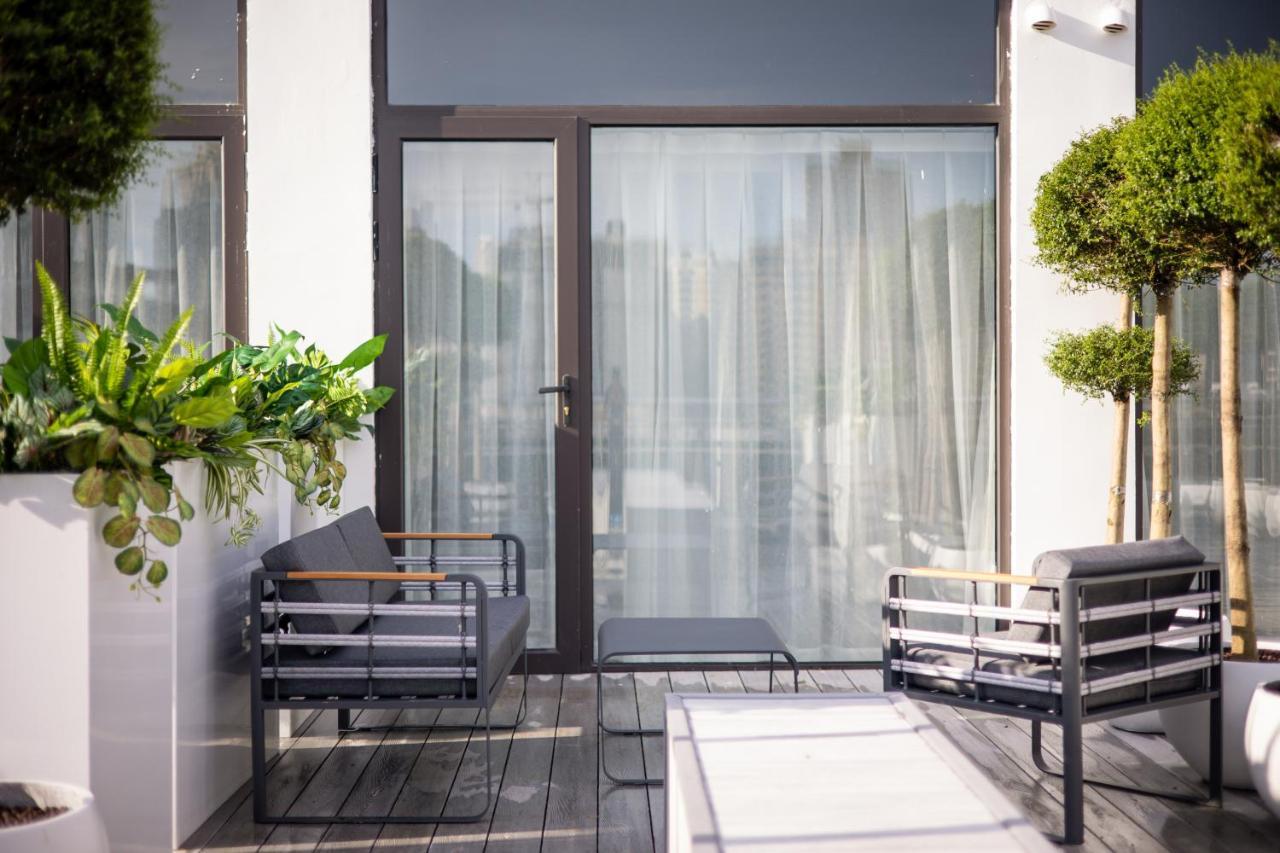 Romantic Terrace King Room