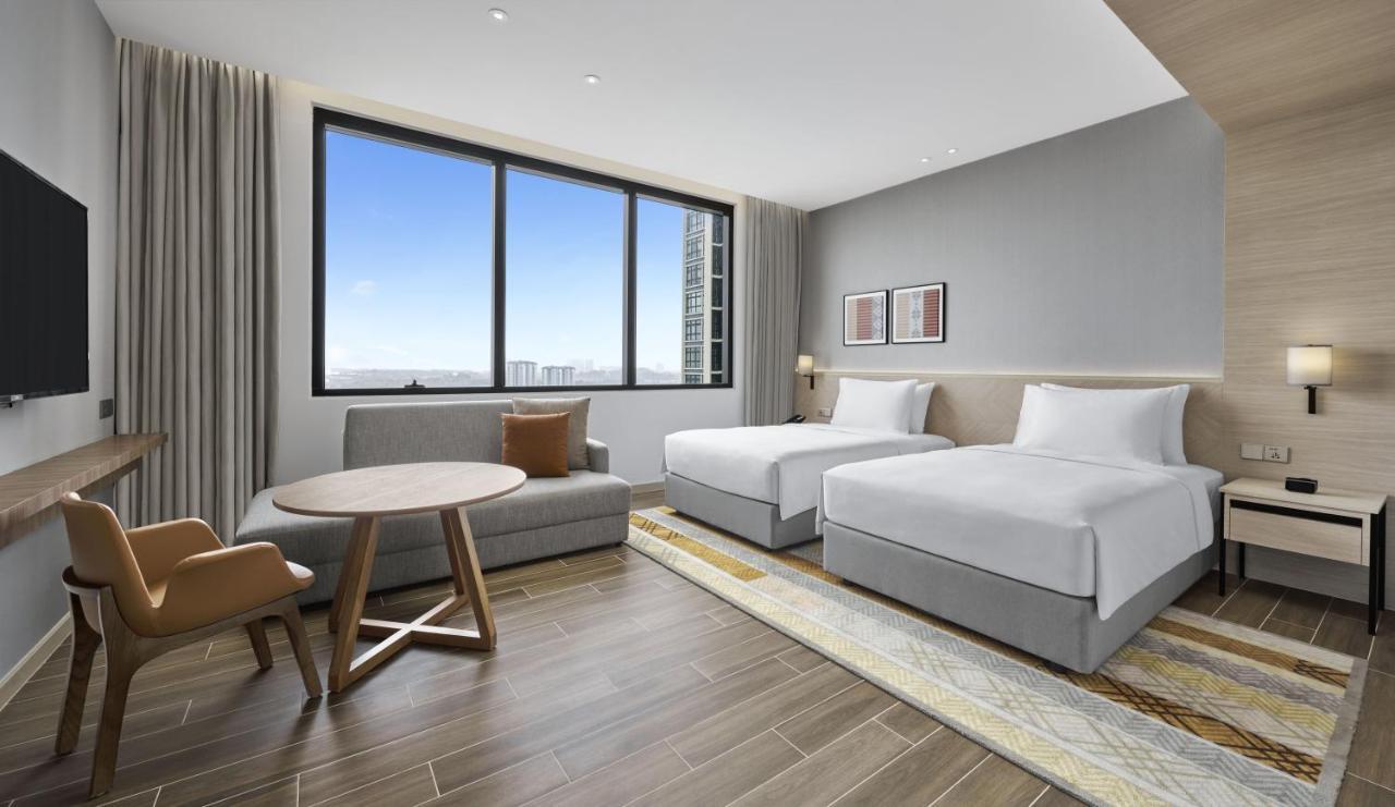 Twin Room with City View