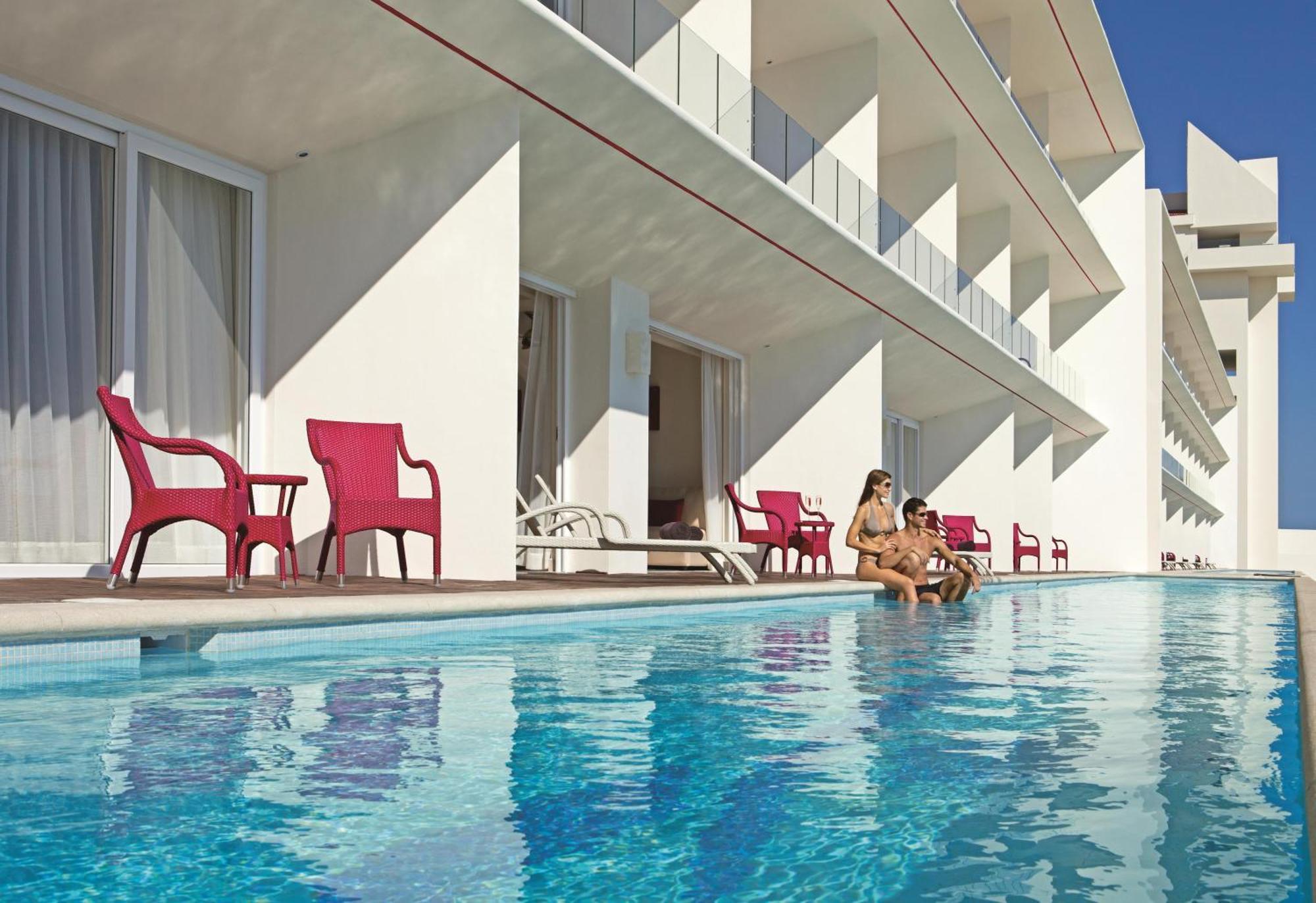 Preferred Club One Bedroom Swimout