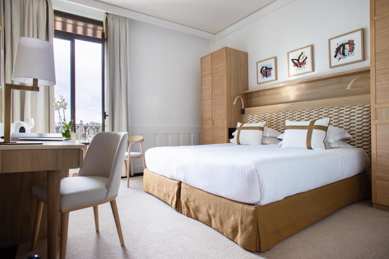 King Room with Balcony